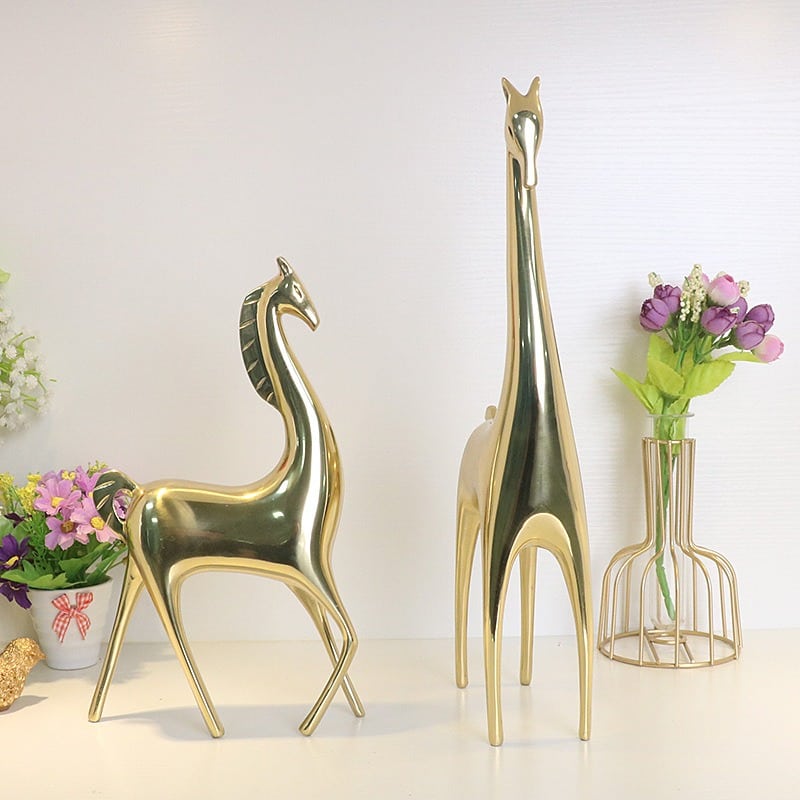 Tượng hươu trang trí bằng đồng