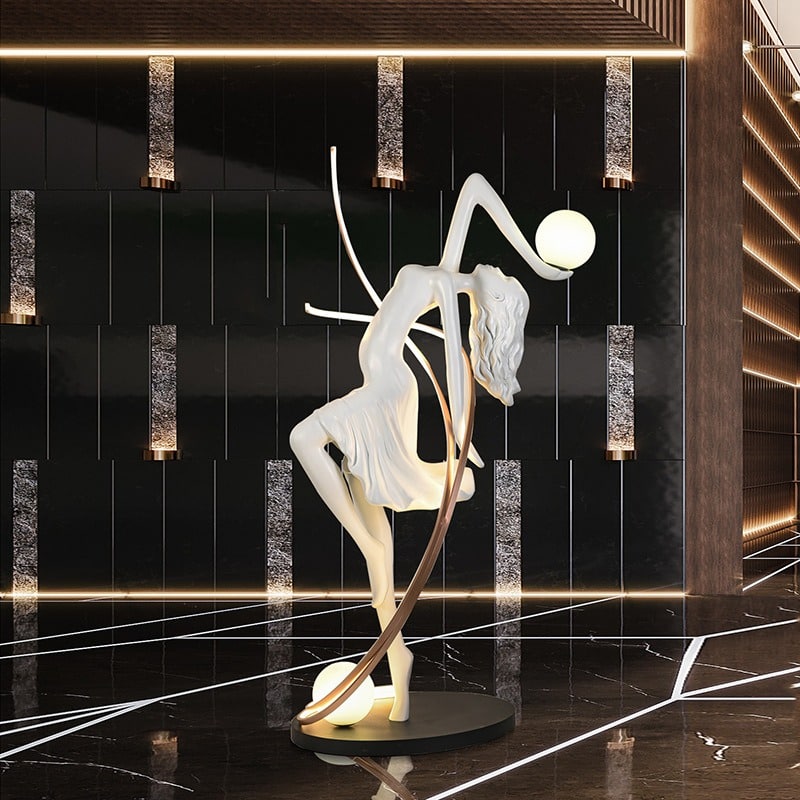 Tượng nữ thần ánh sáng nghệ thuật