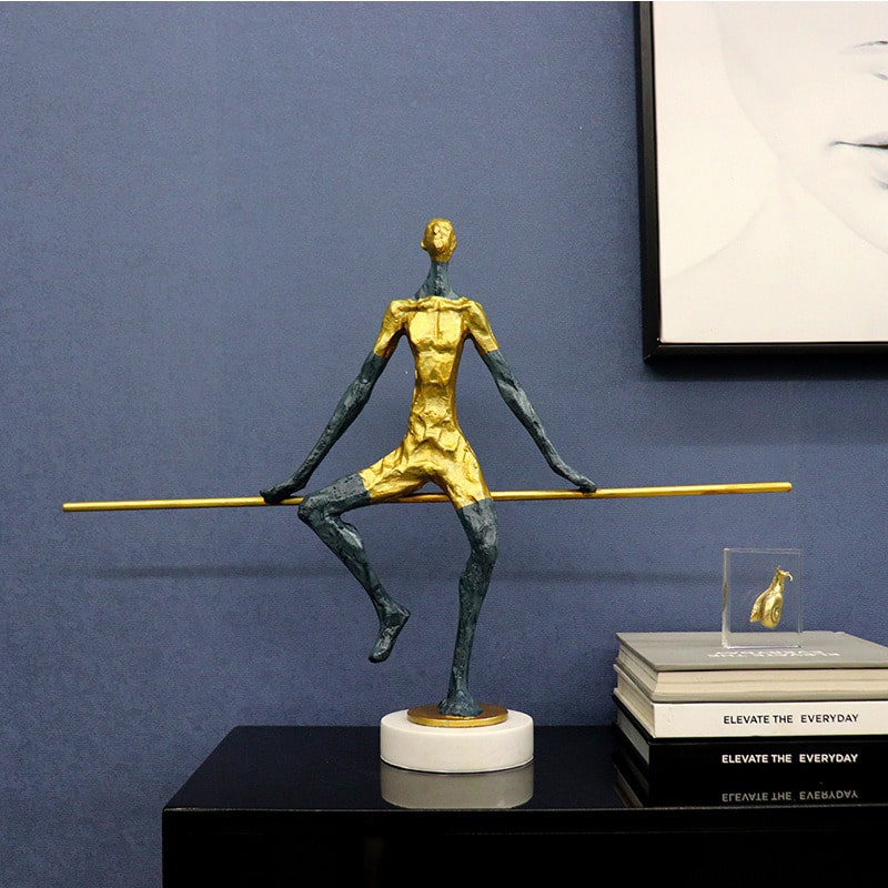 Tượng vận động viên thể dục dụng cụ