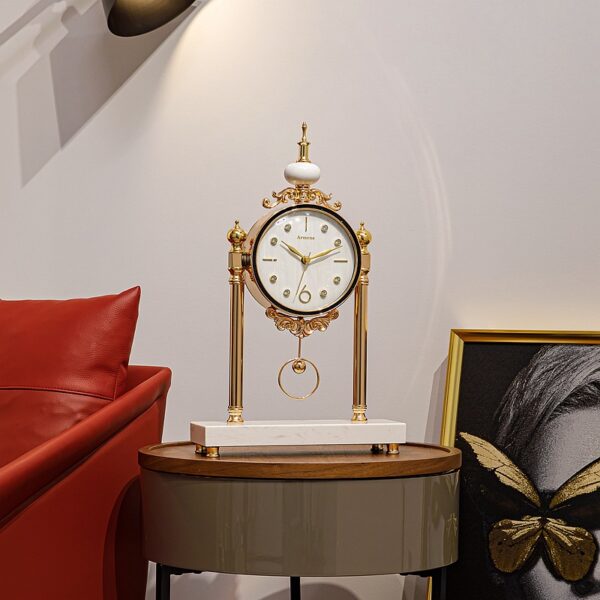 dong-qua-lac-de-ban-co-dien-5 Đồng quả lắc để bàn