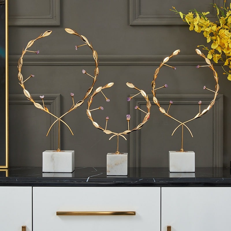 Vòng nguyệt quế trang trí kệ tủ