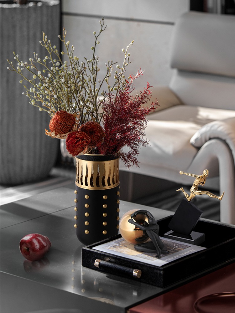 binh-hoa-phong-cach-chau-au 1 Bình cắm hoa phong cách Châu Âu