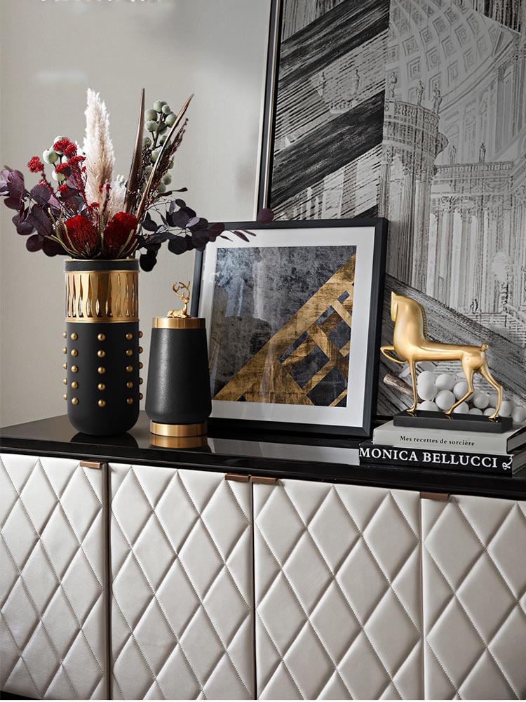 binh-hoa-phong-cach-chau-au 4 Bình cắm hoa phong cách Châu Âu