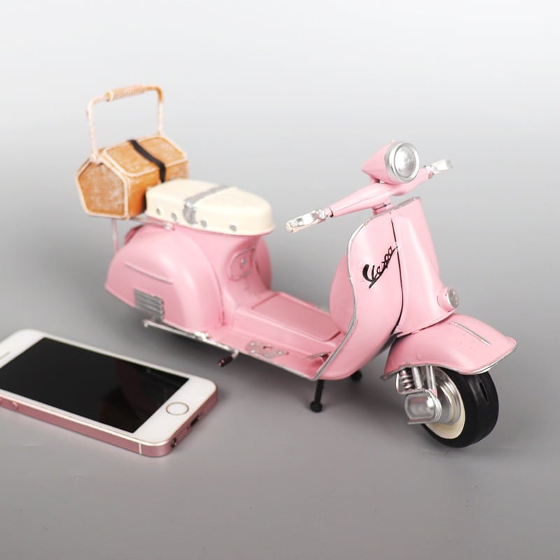 Mô hình vespa cổ tặng phái nữ
