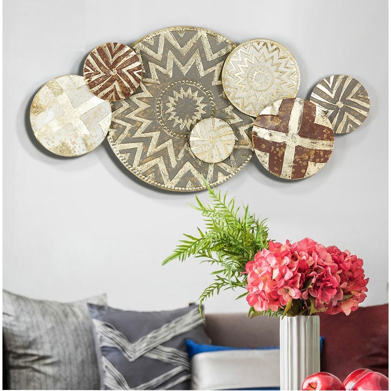 Phù điêu treo tường hình hoa văn dân tộc đẹp mắt