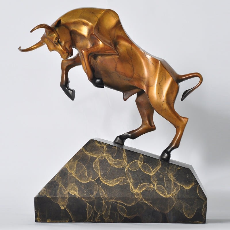 tuong-bo-tot-bang-dong 2 Tượng bò tót CD283