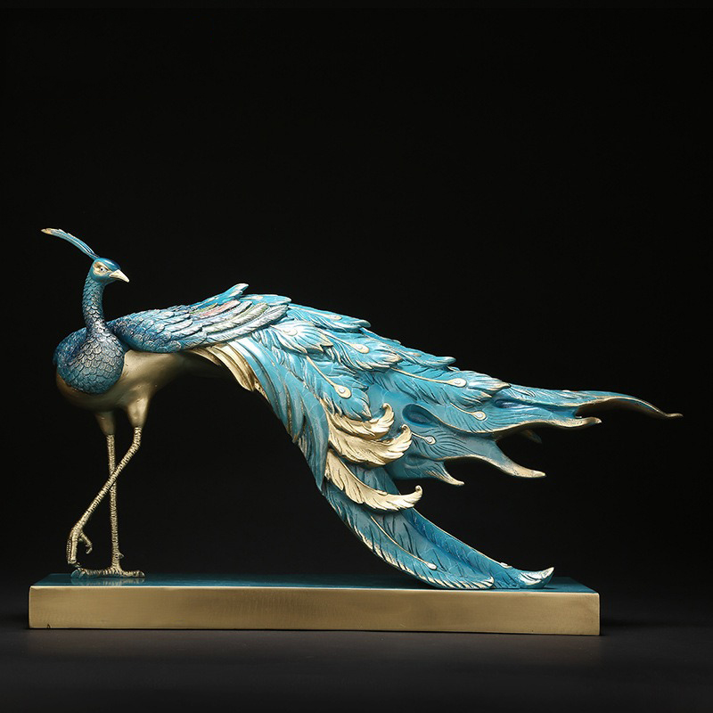 tuong chim khong tuoc Tượng chim khổng tước phong thủy