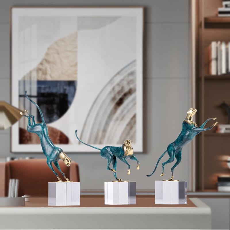 Tượng con báo để bàn nghệ thuật