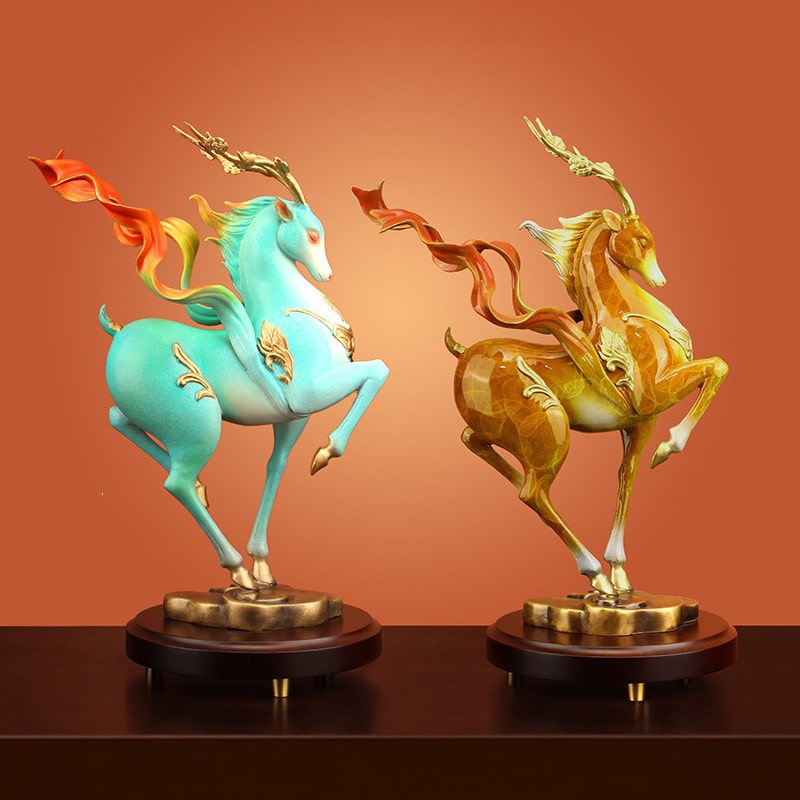 Tượng hươu phong thủy may mắn