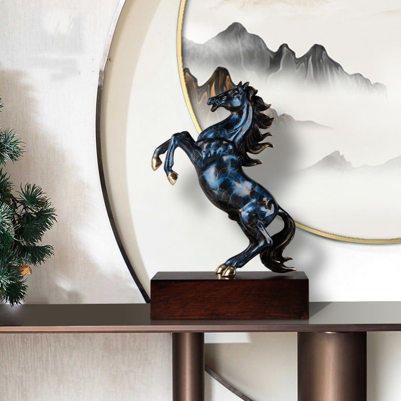 Tượng ngựa hí với thiết kế tinh xảo, đẹp mắt