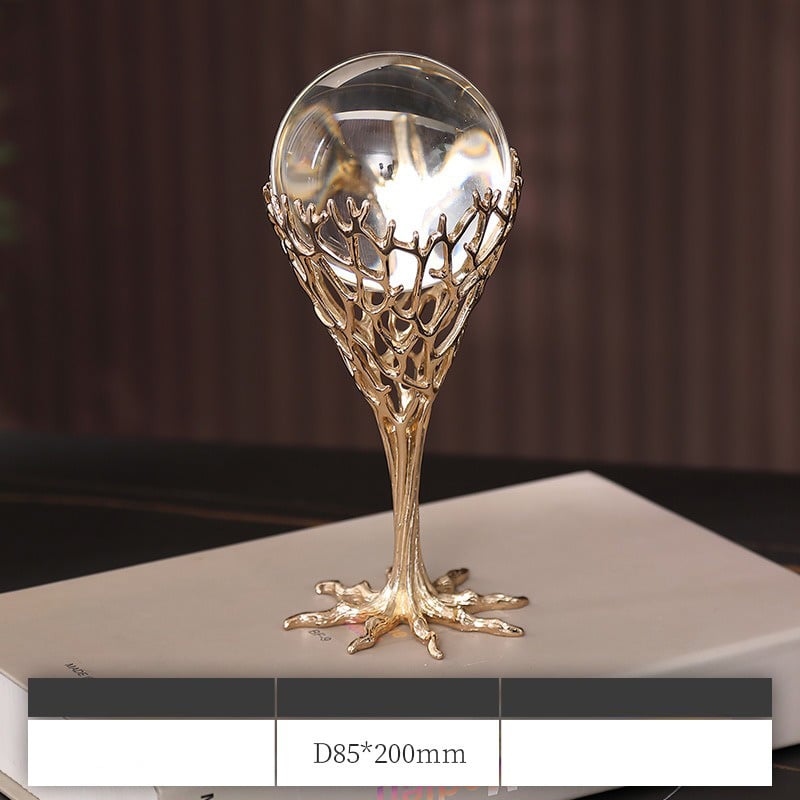 qua-cau-pha-le-bay-tu-ruou 4 Quả cầu pha lê sáng tạo bày tủ rượu