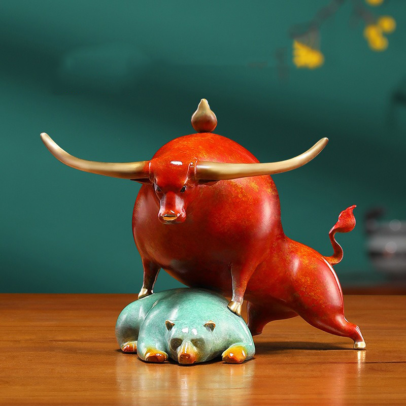 tuong-bo-tot-va-gau-doi-dau 5 Tượng bò tót sừng dài trang trí sang trọng