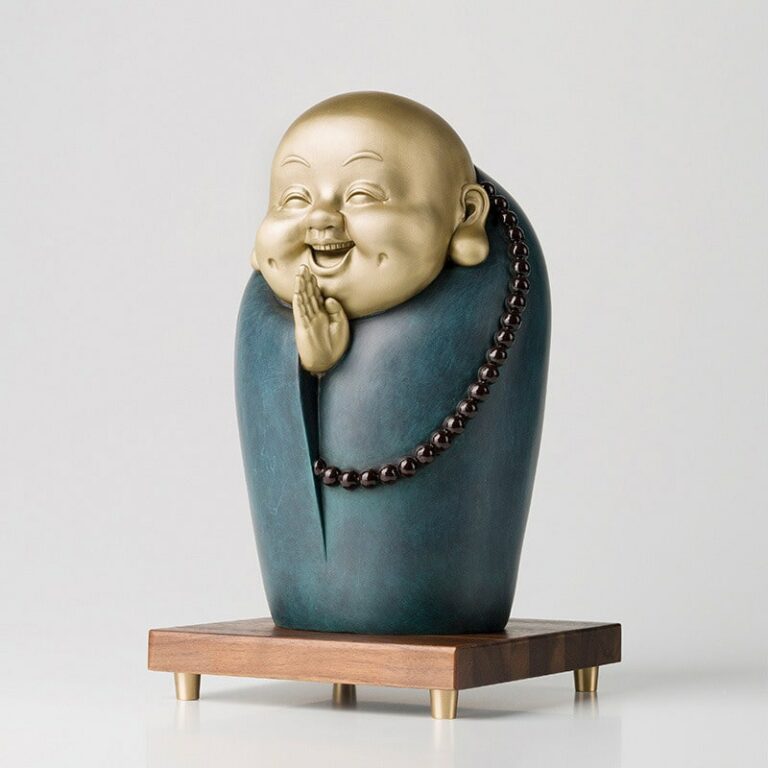 Tượng Phật Di Lặc bằng đồng xinh xắn