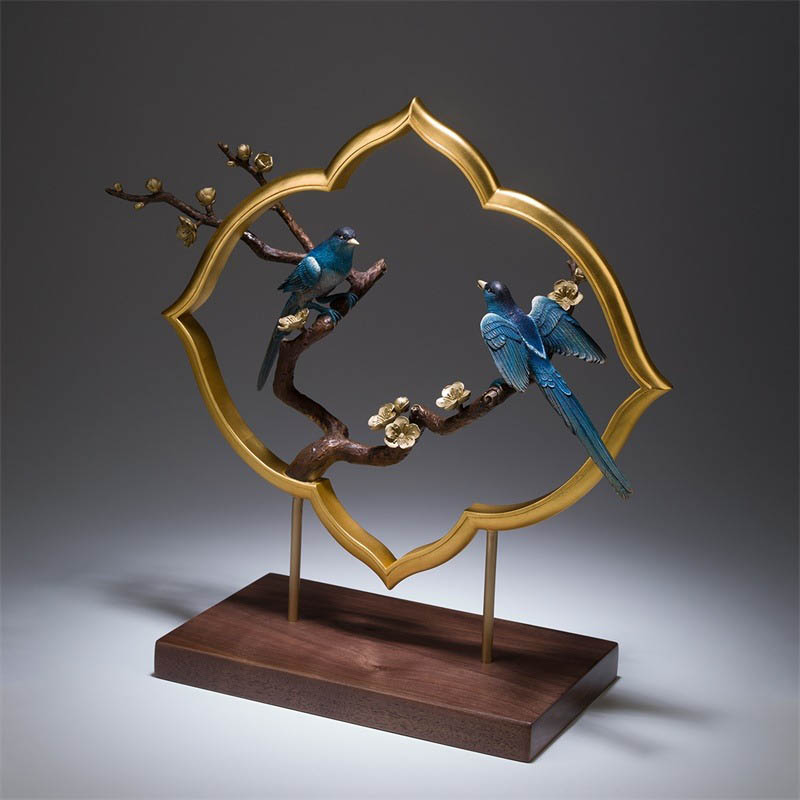 do-decor-de-ban-cao-cap-doi-chim-hy-tuoc