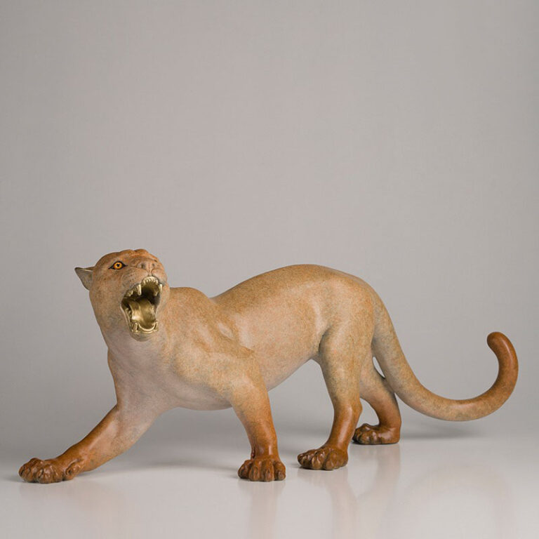 Tượng con báo phong thủy bằng đồng cao cấp Tượng con báo phong thủy bằng đồng cao cấp