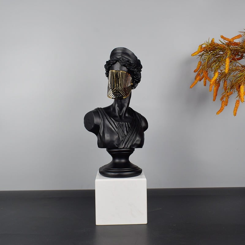 Tượng cô gái phong cách tân cổ điển trang trí