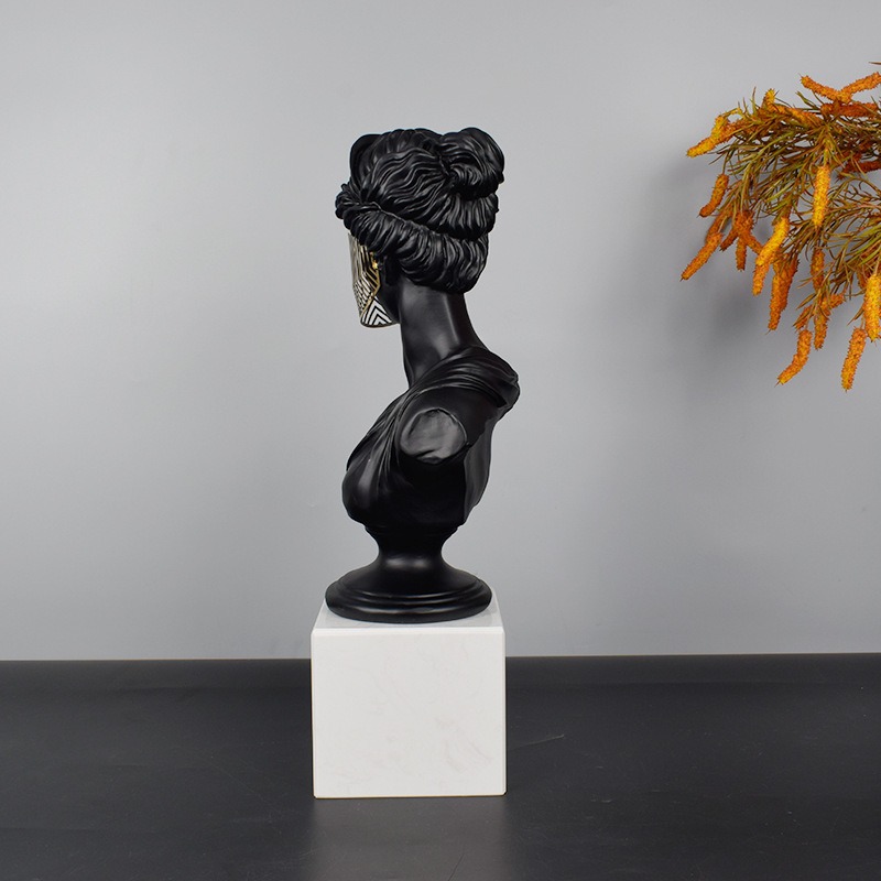 tuong co gai 3 Tượng cô gái phong cách tân cổ điển trang trí