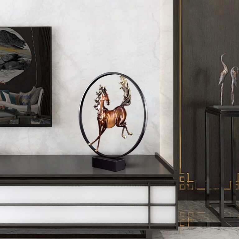 tuong-ngua-co-dien-2-768x768 Tượng ngựa phong cách cổ điển chất liệu hợp kim