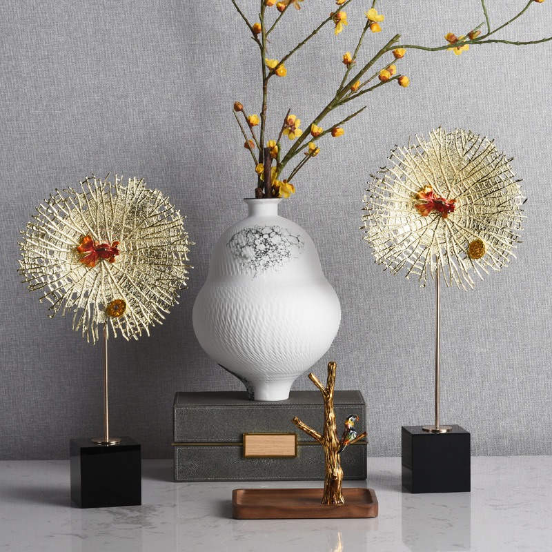 Mẫu cá bơi trên lá sen độc đáo trang trí phòng khách CD172 Mẫu cá bơi trên lá sen độc đáo trang trí phòng khách CD172