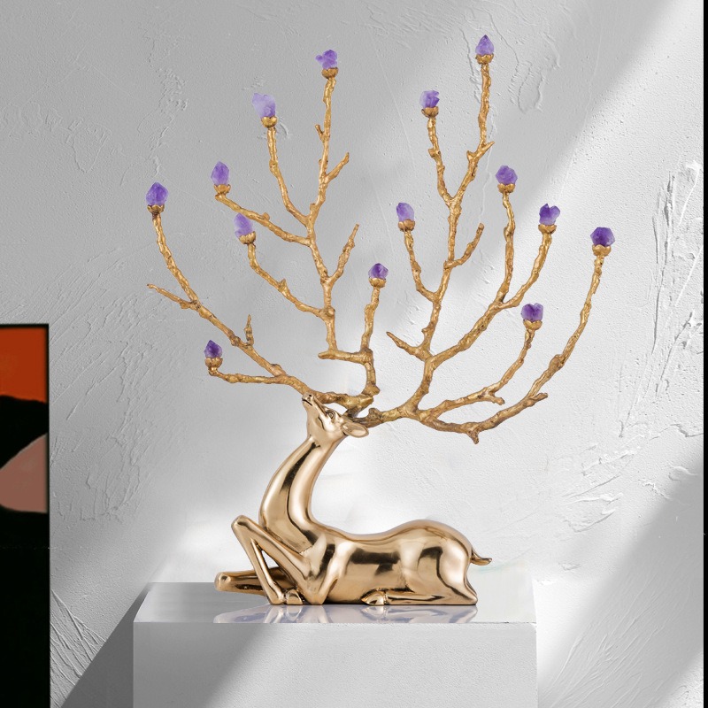 Tượng hươu vàng nằm sừng gắn đá CD38