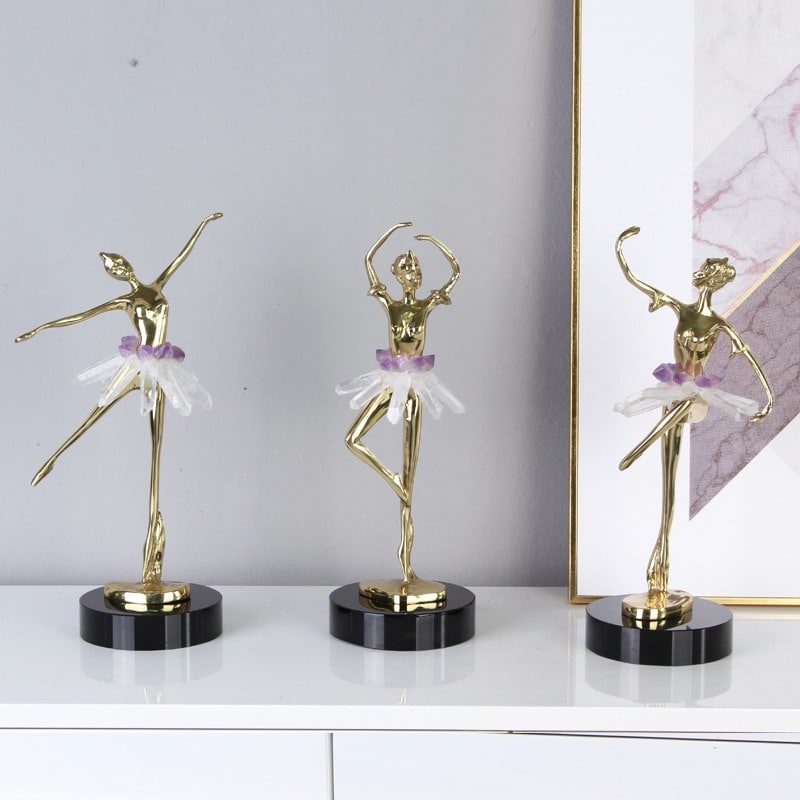 tuong nu dien vien ballet 3 Nghệ sĩ múa ballet trang trí kệ tivi CD158