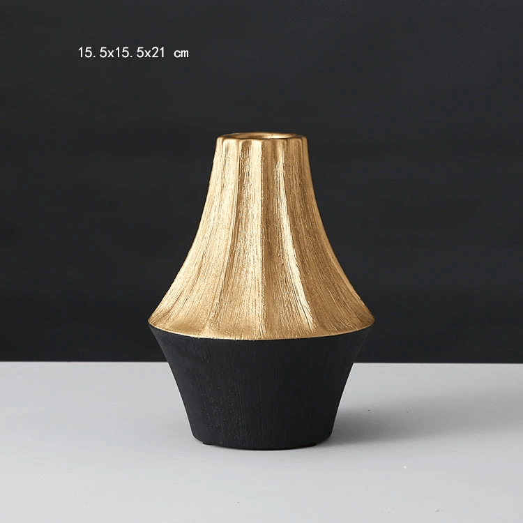 binh-hoa-dang-chop-co-dien-1 Bình Hoa Dáng Chóp Sang Trọng