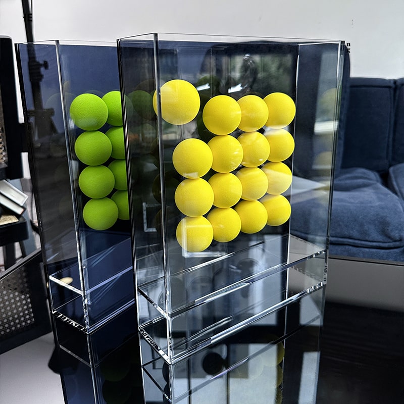 bong-xop-acrylic-decor-ke-sach-2 Hộp Acrylic Trang Trí Bóng Sắc Màu