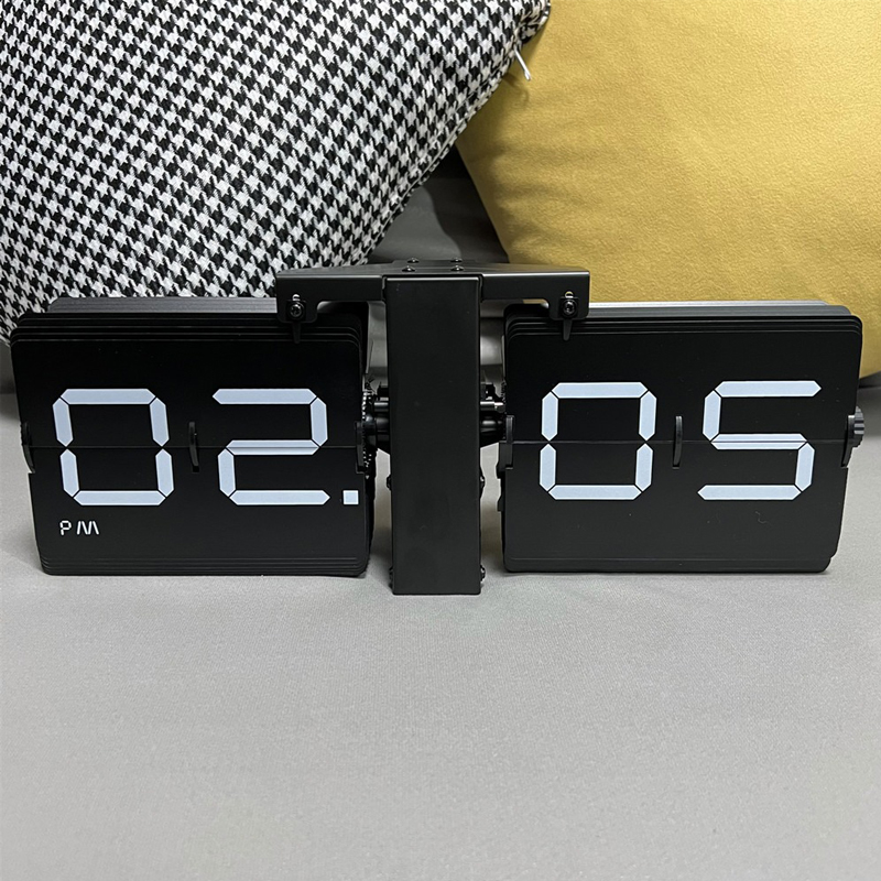 dong-ho-de-ban-flip-clock-9 Đồng Hồ Để Bàn Flip Clock