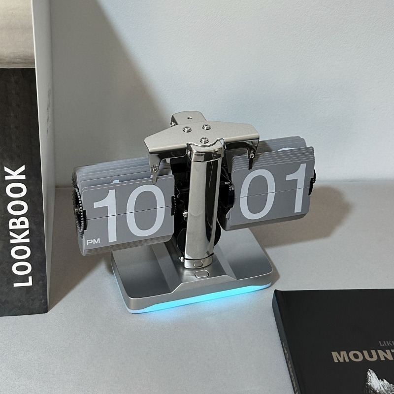 dong-ho-lat-vintage-4 Đồng Hồ Lật Vintage Độc Đáo