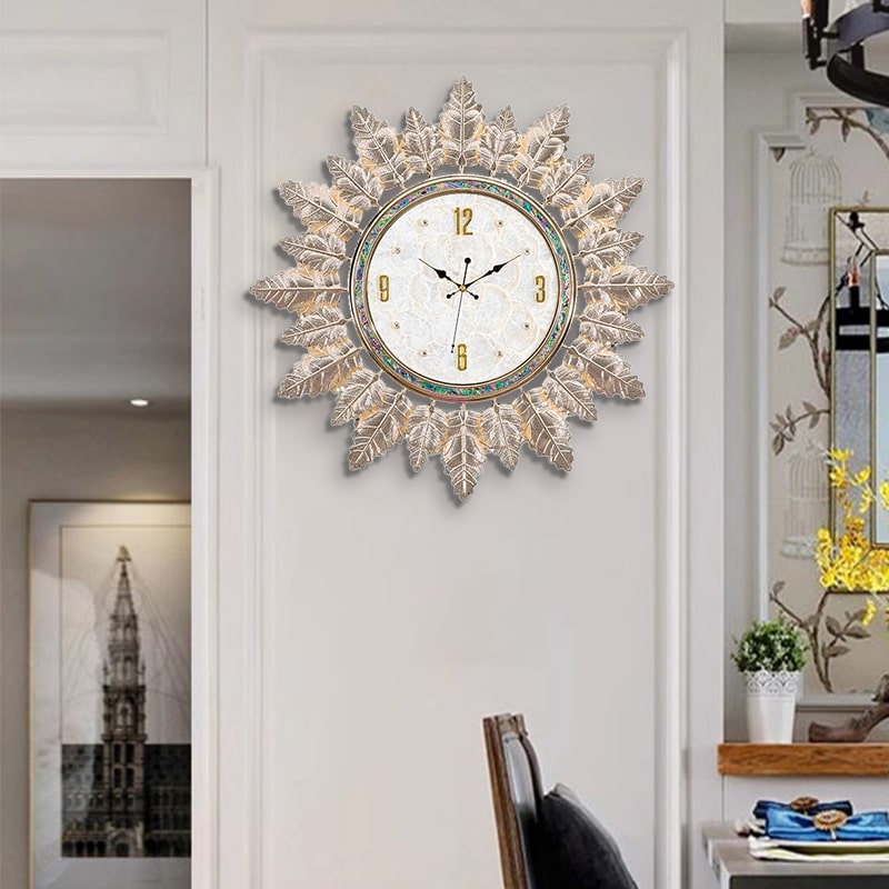 dong-ho-treo-tuong-vang-duong-nguyet-que-1 Đồng Hồ Treo Tường Vầng Dương Nguyệt Quế