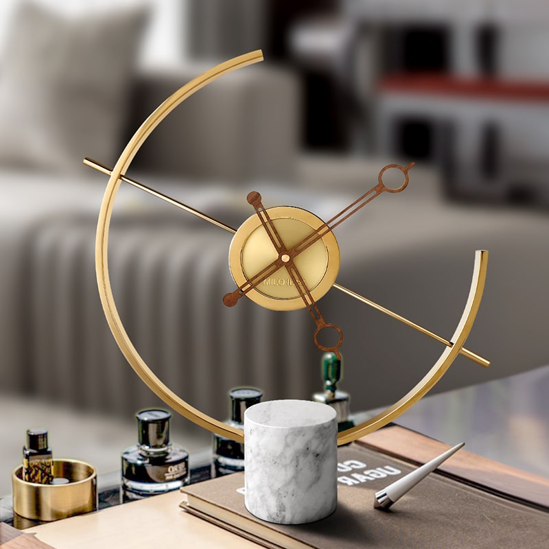 dong-ho-vong-cung-thoi-gian-4 Đồng Hồ Để Bàn Vòng Cung Thời Gian