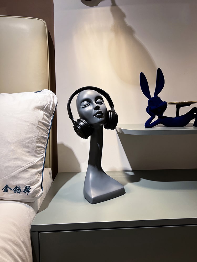 gia-treo-tai-nghe-doc-dao-1-5 Giá Treo Tai Nghe Phong Cách Hiện Đại