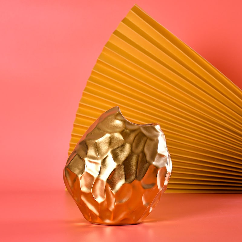 lo-hoa-phong-cach-hien-dai-3 Lọ Hoa Tạo Hình Nghệ Thuật