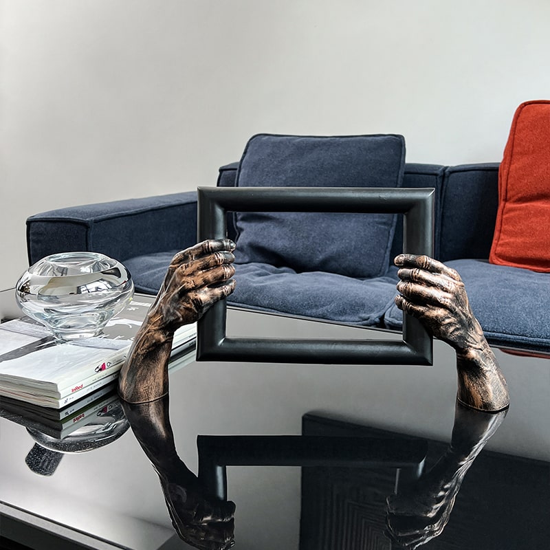 Khung Ảnh Tay Nghệ Thuật