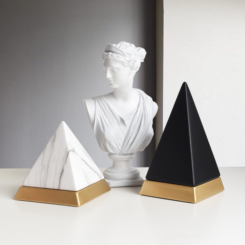 mo-hinh-kim-tu-thap-decor-1 Mô Hình Kim Tự Tháp Độc Đáo