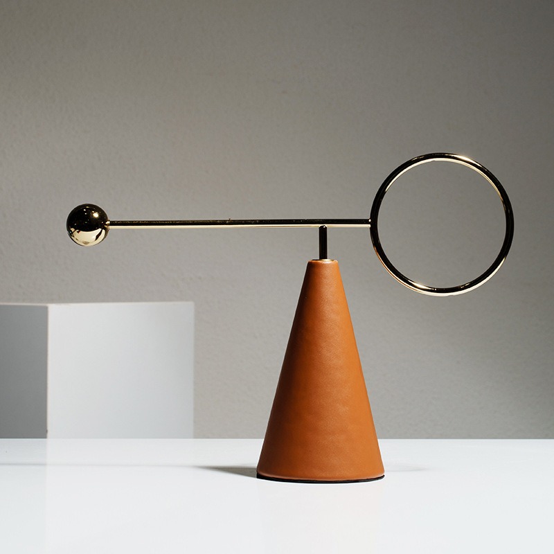 Mô Hình Thanh Cân Bằng Trưng Bày