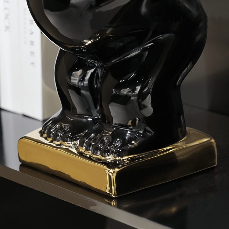 tuong-be-nhun-bay-1-768x768-1 Tượng Bé Phiêu Lưu Trên Không