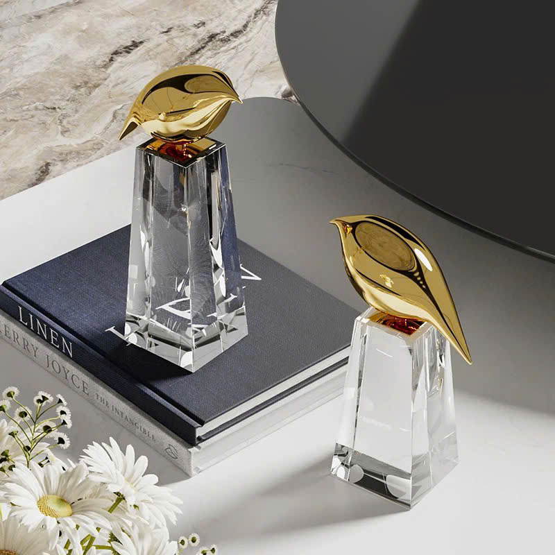 tuong-chim-vang-cao-cap-decor-4 Tượng Chim Vàng Độc Đáo
