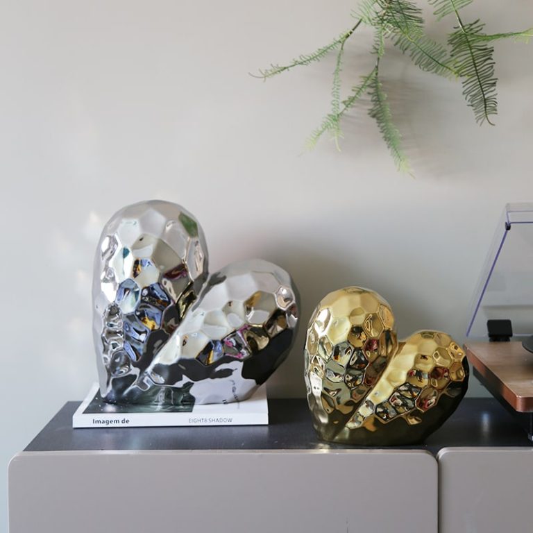 Tượng Đôi Tim Tình Yêu Nghệ Thuật