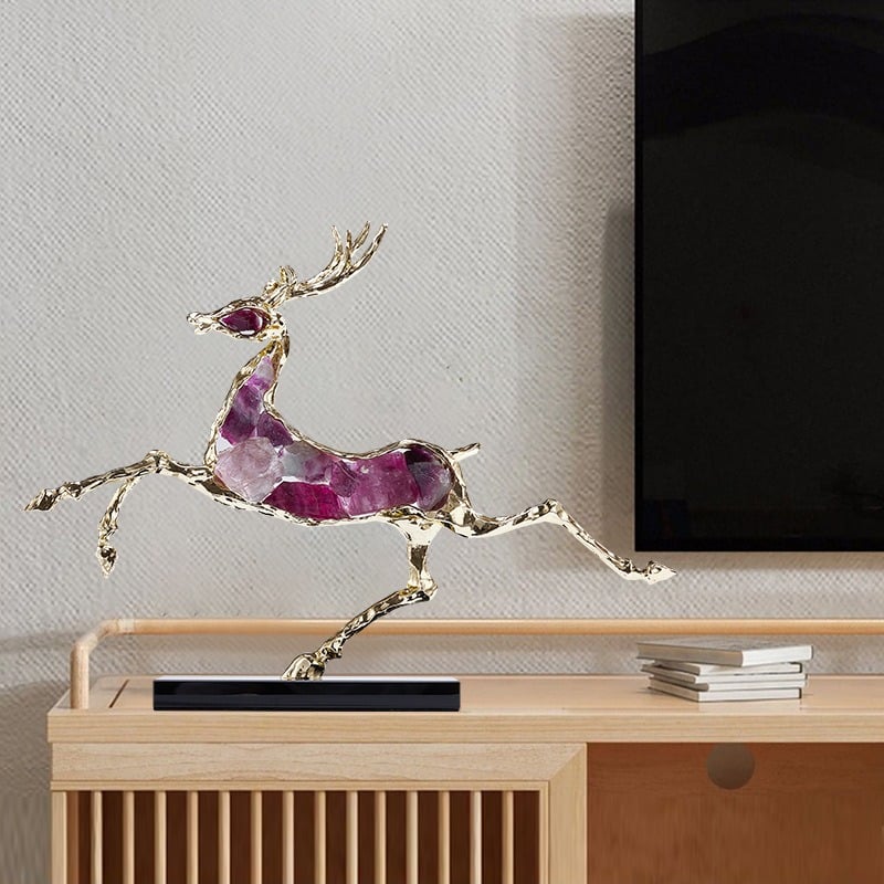 tuong-huou-gan-da-la-le-mau-1 Tượng Hươu Ngọc Lan Tỏa Vẻ Đẹp