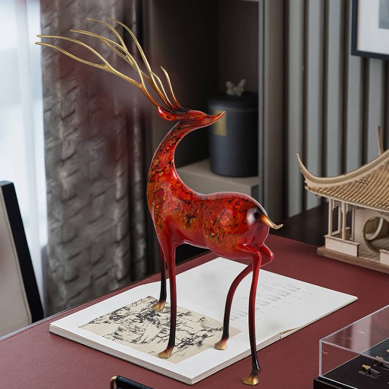 tuong-huou-nghe-thuat-de-ban-2 Tượng Hươu Đỏ Phong Thủy Vinh Hoa Phú Quý
