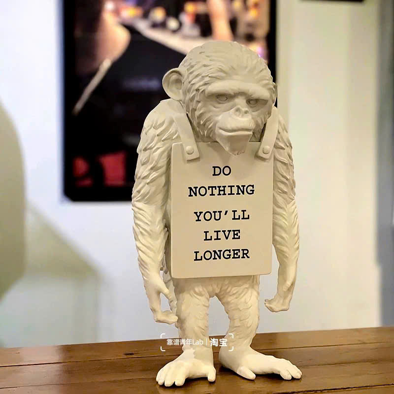 tuong-khi-banksy-do-nothing-2 Tượng Khỉ Banksy ‘Do Nothing’