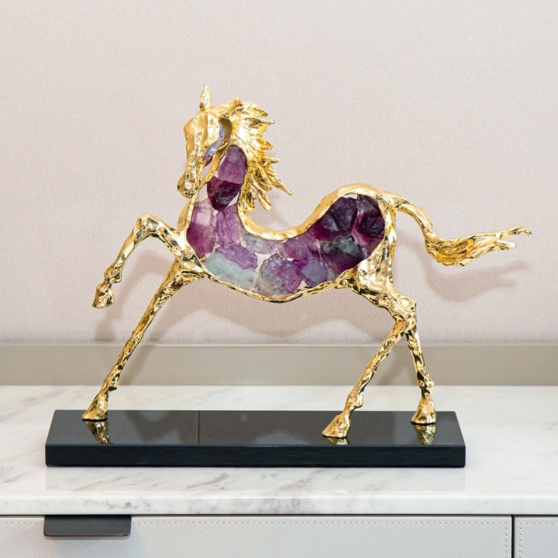 tuong-linh-vat-gan-da-la-le-mau-7 Tượng Hươu Ngọc Lan Tỏa Vẻ Đẹp