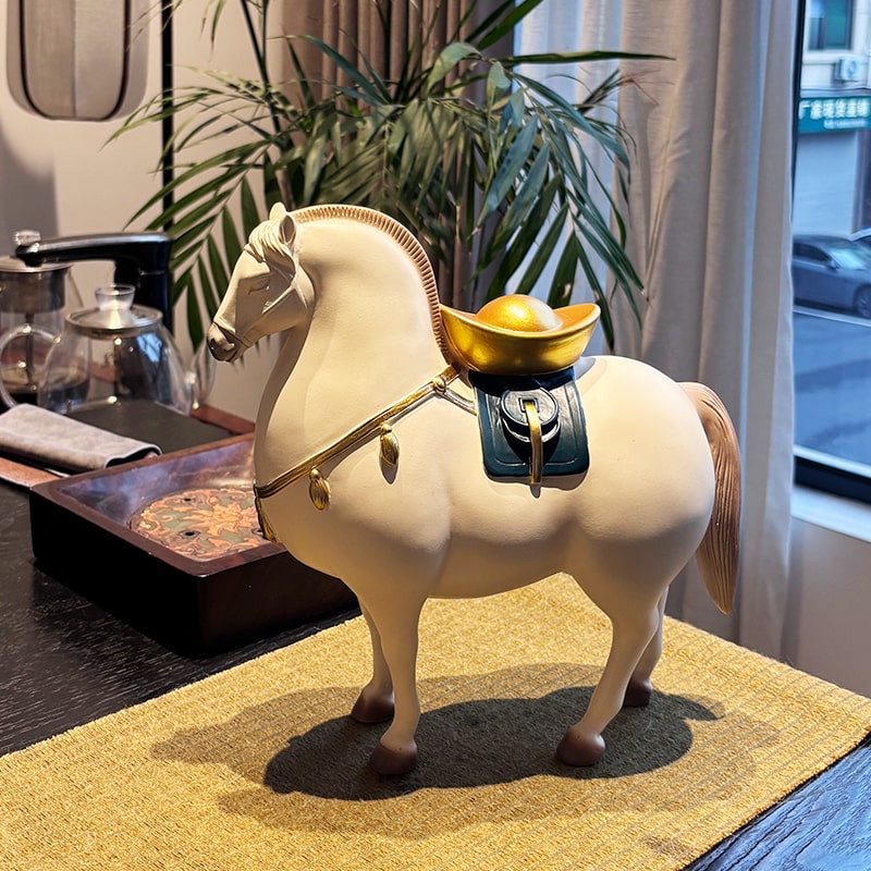 tuong-ngua-cho-kim-nguyen-bao-4 Tượng Ngựa Phong Thủy Kim Nguyên Bảo