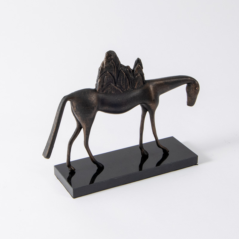 tuong-ngua-cho-nui-nghe-thuat-5 Tượng Ngựa Mang Núi Phong Thủy