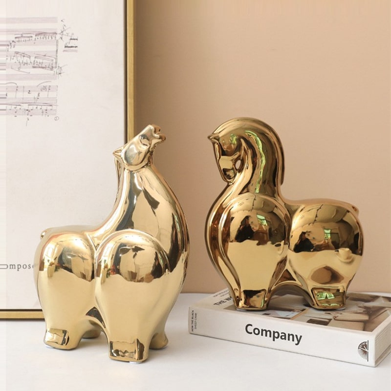 tuong-ngua-gom-su-ma-vang-4 Tượng Ngựa Mạ Vàng Tinh Xảo