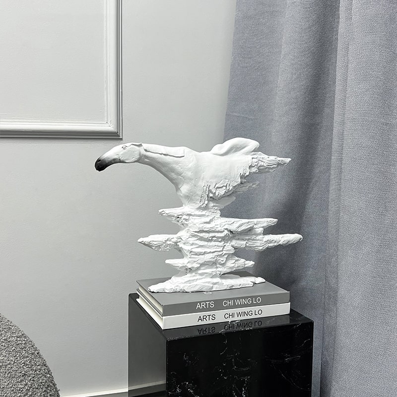 Tượng Ngựa Trừu Tượng Tinh Khôi