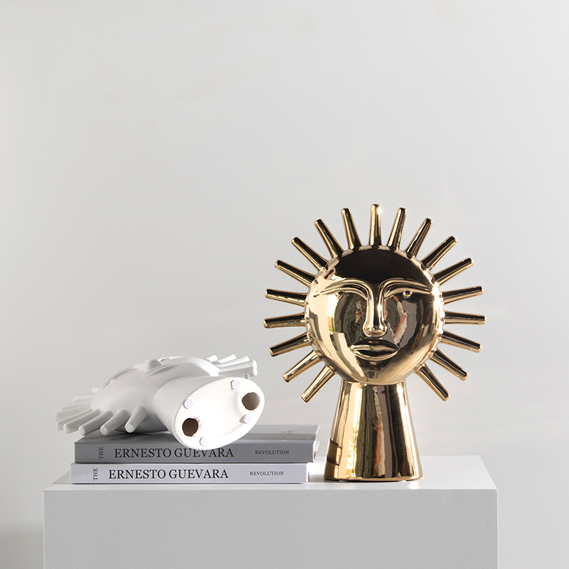 tuong-nu-than-mat-troi-5 Tượng Nữ Thần Mặt Trời – Ánh Sáng Vĩnh Cửu