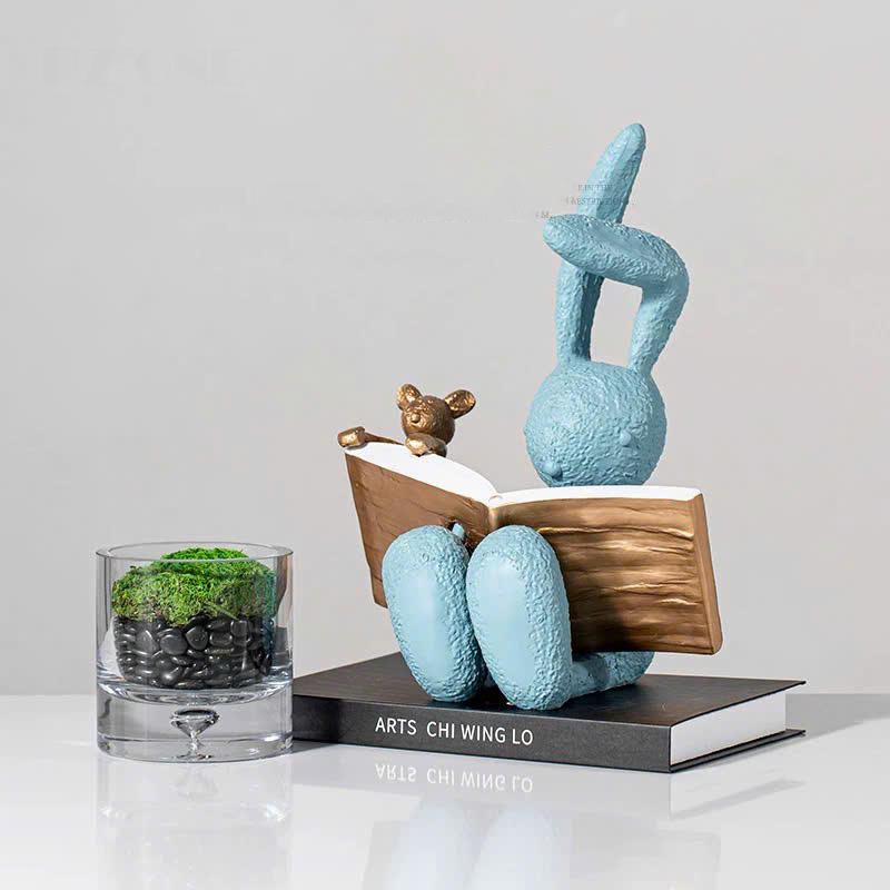 Tượng Thỏ Đọc Sách Màu Sắc Tươi Tắn