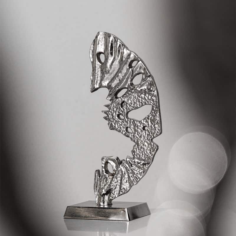 tuong-trang-tri-guong-mat-ban-nguyet-5 Tượng Gương Mặt Bán Nguyệt Tạo Hình Sắc Sảo